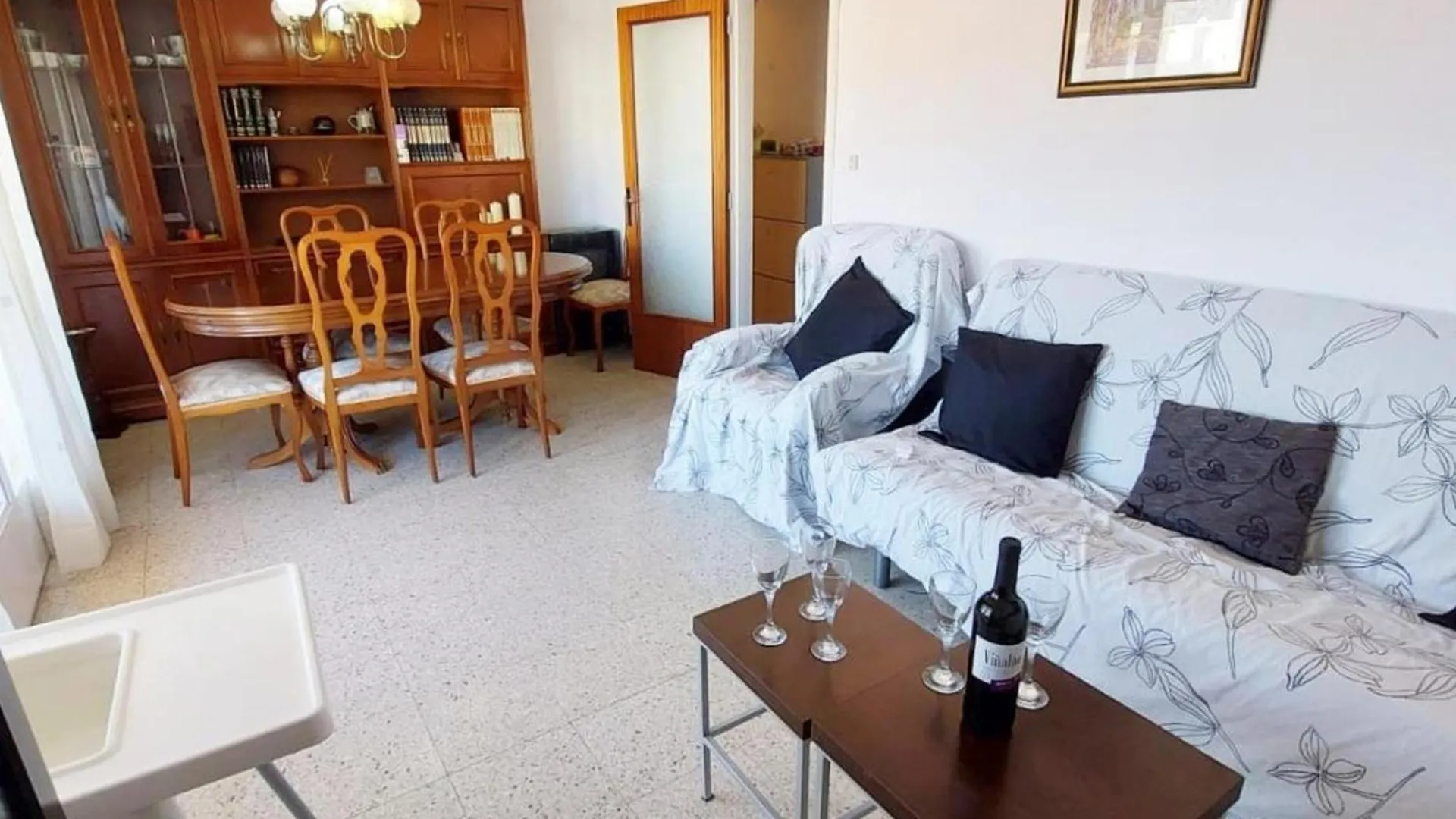 Apartamento Acogedor Para 6 Personas En El Centro De Llanca, Cerca De Playas Y Actividades Familiares - Es-170-88