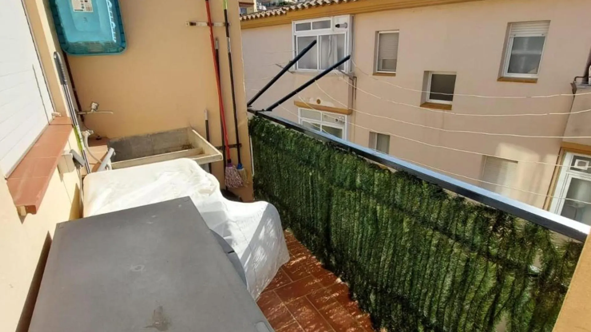 Apartamento Acogedor Para 6 Personas En El Centro De Llanca, Cerca De Playas Y Actividades Familiares - Es-170-88